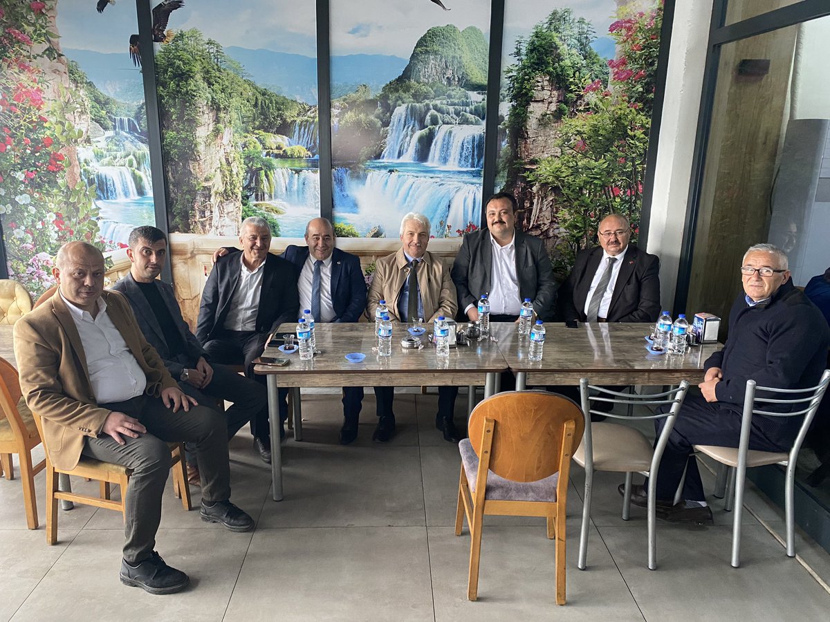 GuvenirSureyya's tweet photo. Ak Parti önceki dönem Milletvekilimiz Ahmet Koca
Afyon Belediye Başkanımız Mehmet Zeybek
Bolvadin Belediye Başkanımız Fatih Kayacan
Ak Parti ilçe Başkanımız Hasan Topçu
İl Genel Meclis Üyelerimiz A.Kadir Emrullahoğlu ve Carullah Kolay
bizleri belediyemizde ziyaret ettiler. https://t.co/IPA74pNqJe