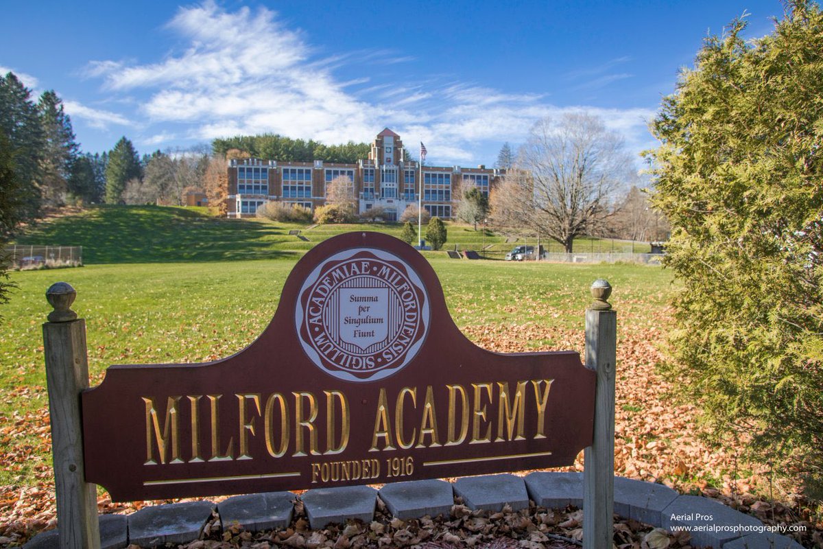 Tim_Crockett11's tweet photo. Exited to announce that I will be attending Milford Academy this fall to join the class of 24’! 
Thank you to Coach Chaplick and the staff for the opportunity! 

@MilfordPrep https://t.co/aLUOHkmw6n