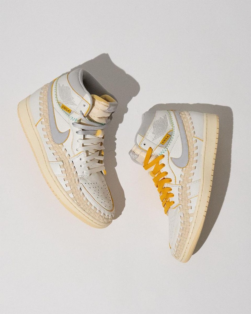 Sneaker News tweet media