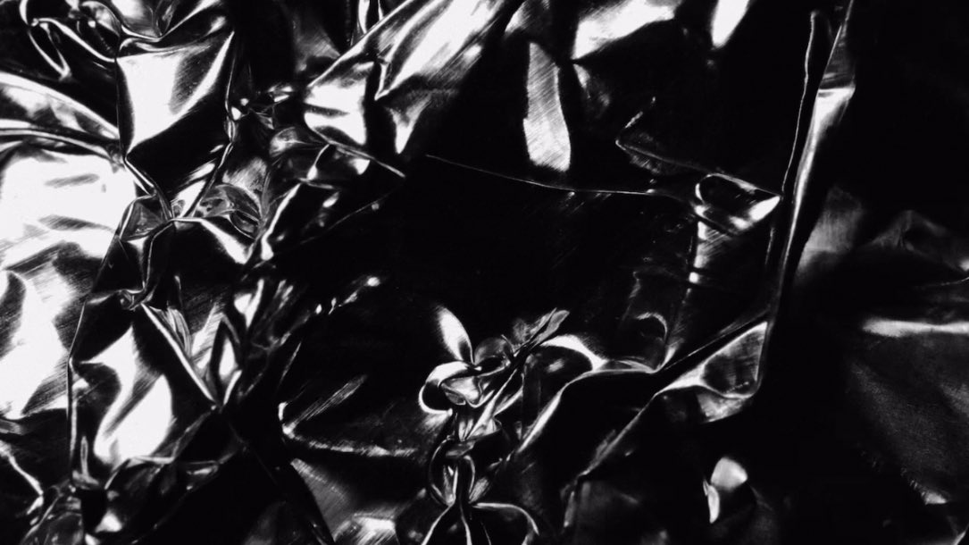 EN7ernally's tweet photo. ENHYPEN’S NEW ERA IS COMING!!! 😭 DARK BLOOD WE’RE READY 🩸 https://t.co/IMNMg9lLqB