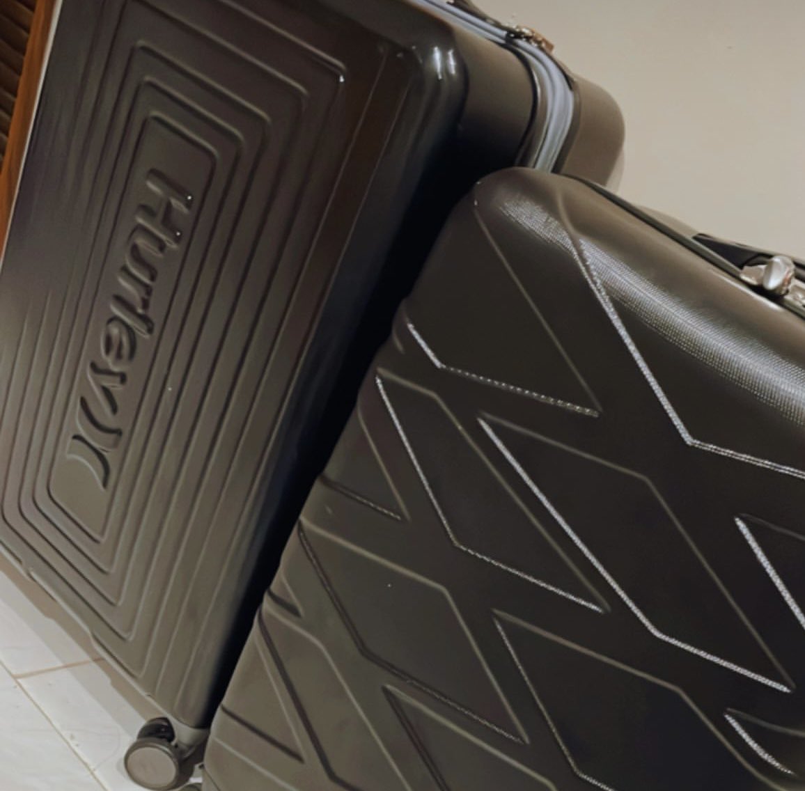 Andreamgbk's tweet photo. HARTA

Abro hilo 🧵 para continuar con este calvario y contarles que hace casi UN MES, si.. UN MES QUE MANDE MI PROPUESTA FINAL (porque ya no estoy para seguir con este circo) a @AirEuropa y nunca mas tuve ninguna respuesta de parte de esta si se puede decir EMPRESA https://t.co/CFsOxcdiTg