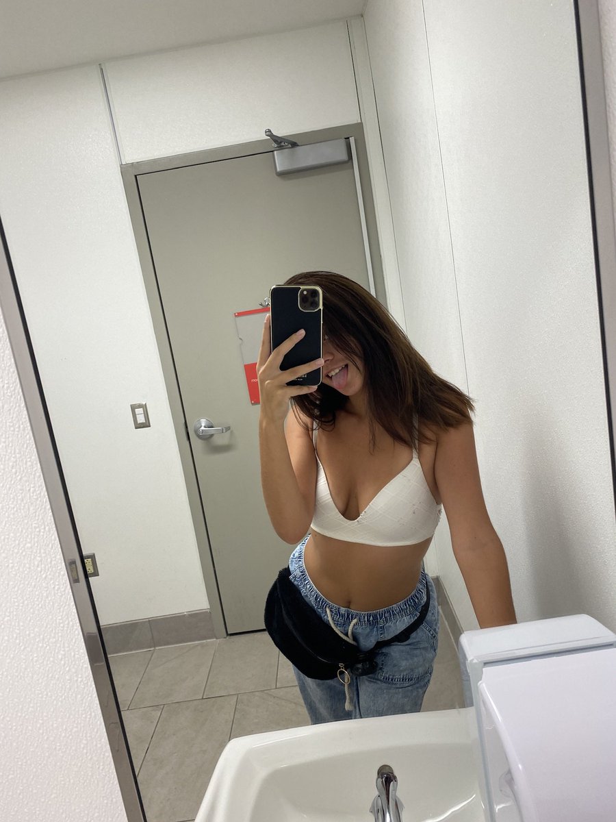 Roxygurl02's tweet photo. Who wants to see more or maybe something in public???? #nsfw #nsfw_twitter https://t.co/mMyZpSbciB