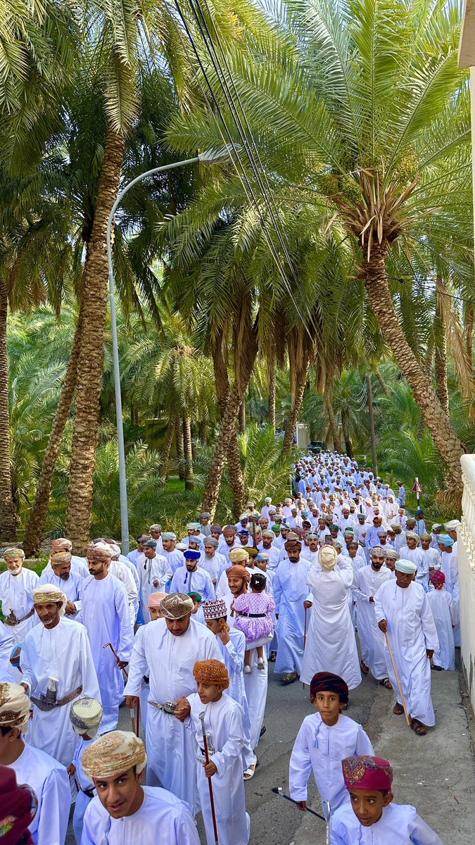Arabbeau's tweet photo. Eid footage from Oman https://t.co/zhEqdBucyq
