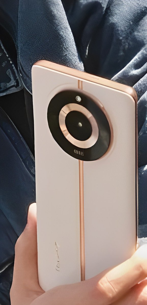 technowaqar's tweet photo. Realme 11 Pro+ 5G Live Image

#Realme #Realme11ProPlus #Realme11series https://t.co/aGftUeSOFF