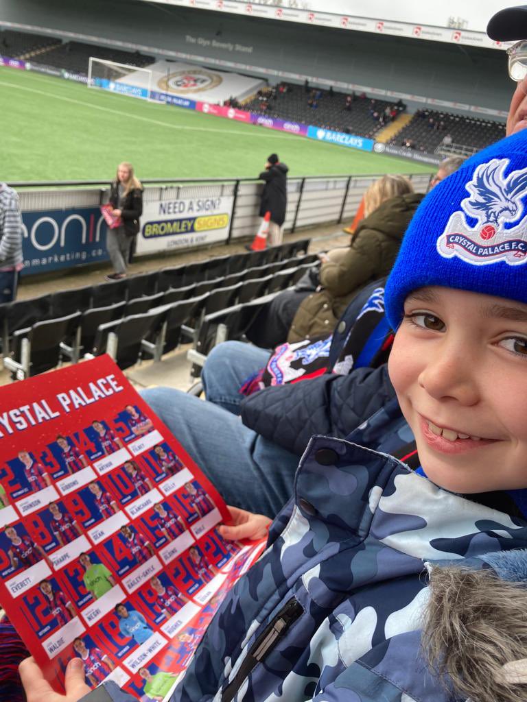 MrsVRadcliffe's tweet photo. @cpfc_w Yes Palace! Gutted to miss this one…but my daughter and parents are there supporting https://t.co/qzL3KoMFEK