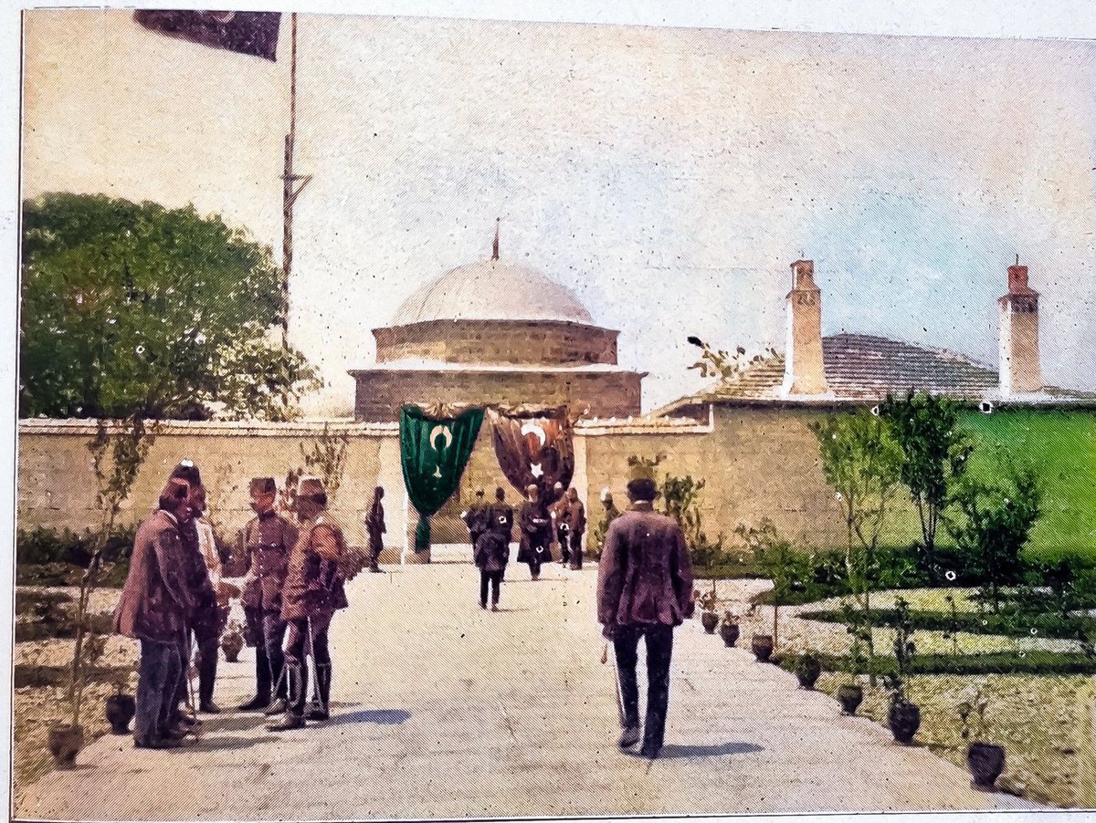 Tokob2014's tweet photo. 23 Nisan Kosova Türkleri Milli Bayramı’nı Türkiyede Okuyan Kosovalı Öğrenciler Birliği(TOKOB) olarak en içten duygularımızla kutlarız.
#tokob https://t.co/YqVjPNUQrd