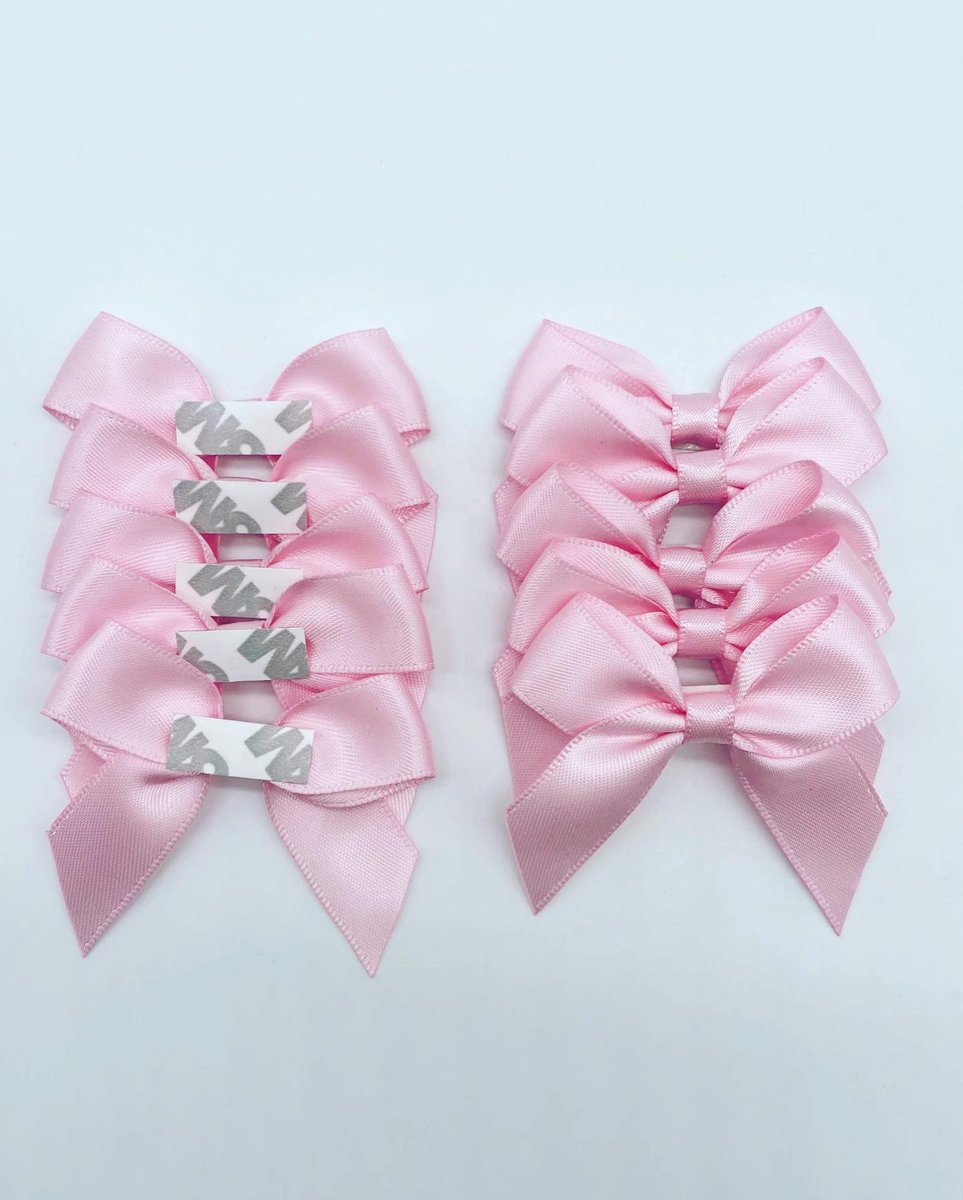 FEQI44573071's tweet photo. A simply ribbon bow for your gift packaging.
We can produce your bows according to your wish.
#ribbonbow #giftbox #giftpackaging #giftwrapping #packagingdesign #satinribbon #ribbonflower #packagingbox #custombow #customprint #printribbon #ribbonsupplier #diycraft #chocolatebox https://t.co/6sFbNSb8ds