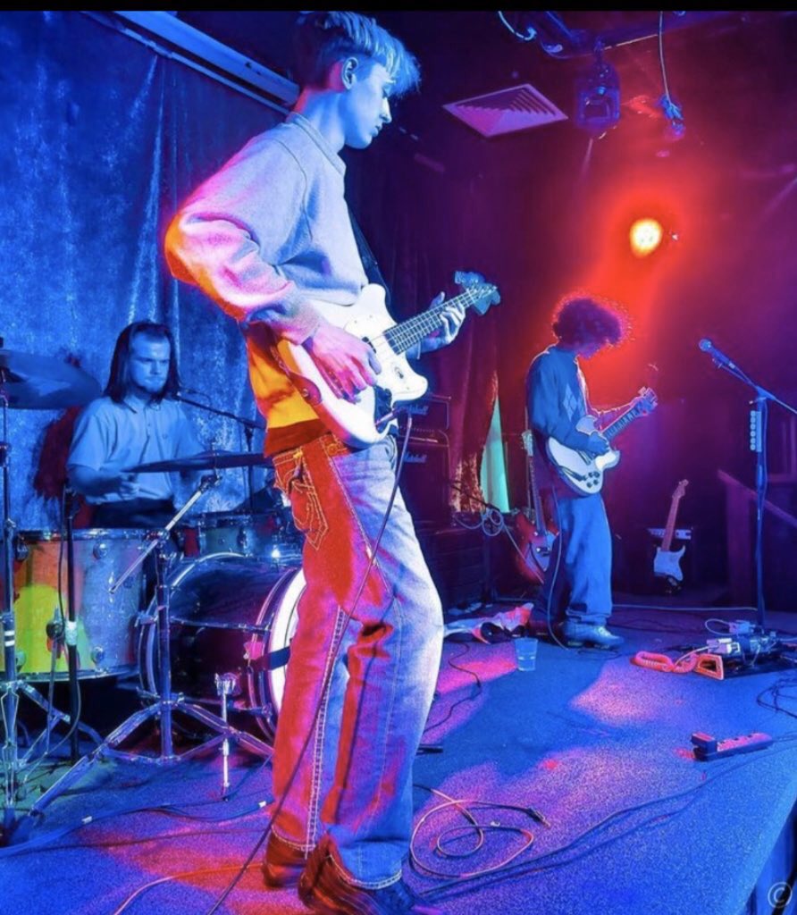Playing alongside <a href="/TMolotovs/">The Molotovs</a> <a href="/TheAmershamArms/">Amersham Arms</a> 🔥🔥