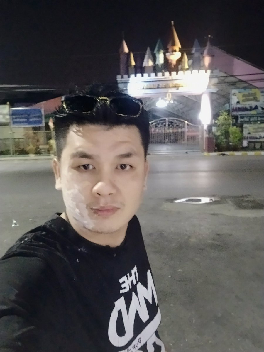 dnusrchnkic11's tweet photo. มีแต่คนขอปะแป้งไม่มีใครมาขอเป็นแฟนบ้างเลย https://t.co/5Ic5bdHGfe