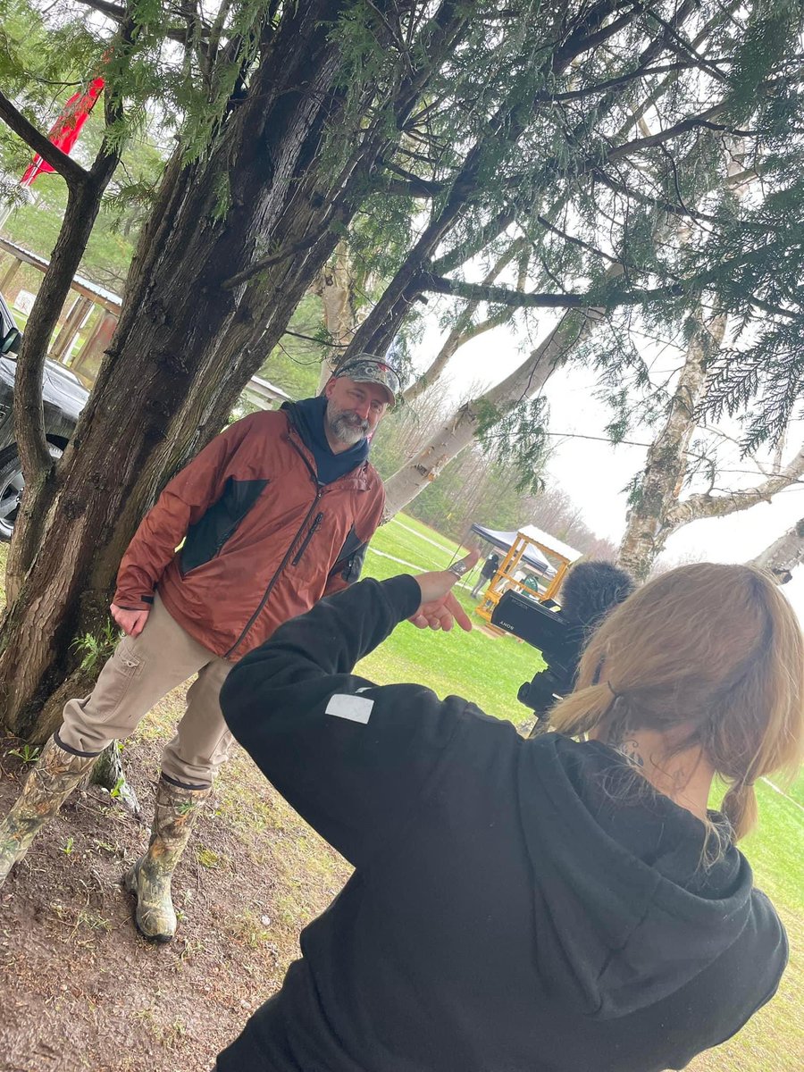 TWilsonOttawa's tweet photo. The rain couldn’t damped our spirits!! Another successful #LadiesRangeDay with @amandalynmayhew 🇨🇦❤️ watch for it on an episode of #ThatHuntingGirl on @SPORTSMANchnl 📺 cameo from @AlexRuff17 #BruceGreyOwenSound
#GirlsWithGuns #SafeFunFriends #TeamCCFR #WomensProgram https://t.co/6VaB5T9MPn