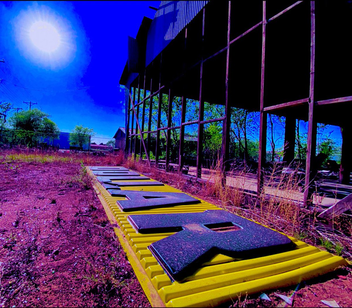 CATOSHISYNDICAT's tweet image. It’s all as dope as I plan it(planet). Opioid/paste/plate/360 rotate gravitate oblate spheroid. Miss me with that shit asteroid/PITA hemmoroid. #BARSISBACK  *B.G.S=big dollar signs*