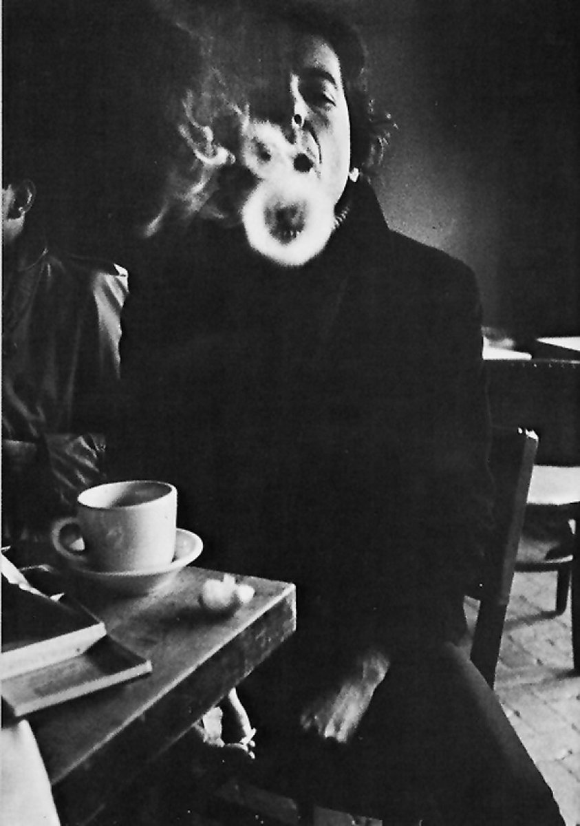 dirtyworksedit's tweet photo. «I don’t remember
lighting this cigarette
and I don’t remember
if I’m here alone
or waiting for someone.»
LEONARD COHEN, Book of Longing.
🖤🖤🖤
#dirtyworkseditorial #leonardcohen #fieldcommandercohen #thebookoflonging #gentebonita #gentefetén #gentegenial #genteflipante https://t.co/fIAq7skzod