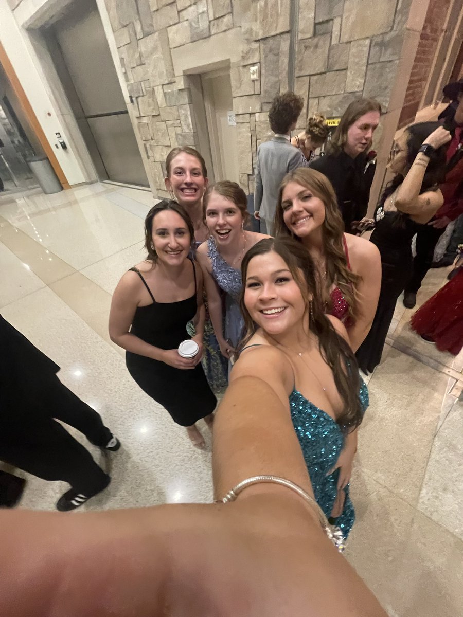 We had fun watching our students have a great time at prom!!! Thanks for planning a fun night 🪩 @nphsamber and <a href="/LaraCzap/">Lara Czap</a> 

<a href="/VoelzJames/">New Palestine High School</a>