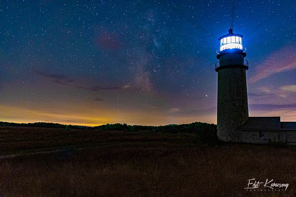 We create our own darkness when refusing to see our own light. 

Happy #DarkSkyWeek #milkyway 

Highland Lighthouse, Cape Cod #Massachusetts