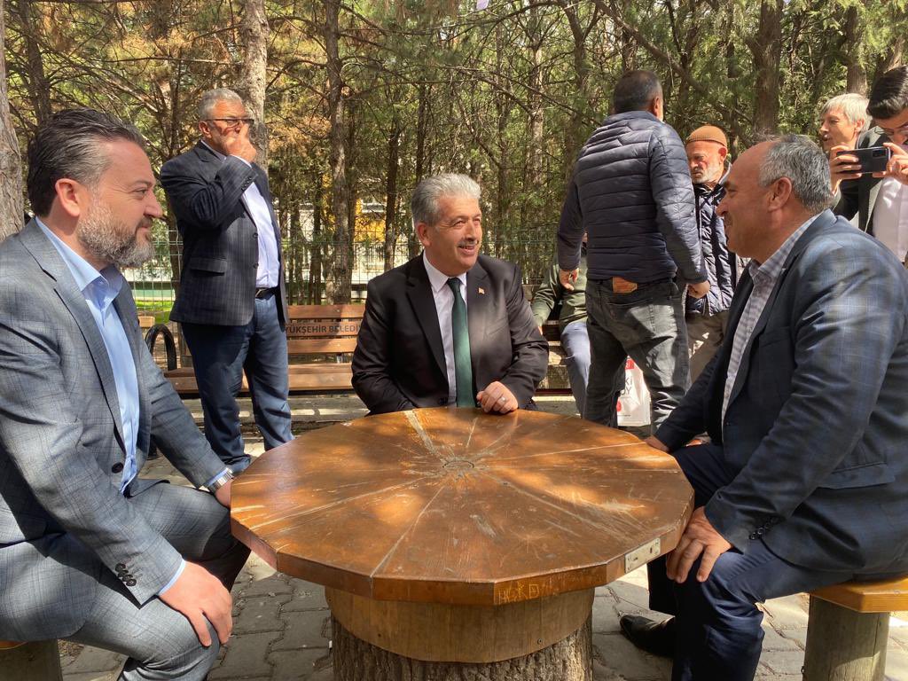 Ozsoy_sb's tweet photo. Yemliha Mahallemizde bizleri yoğun bir ilgiyle karşılayan hemşehrilerimize teşekkür ediyorum. 14 Mayıs’ta Yemliha kararını verdi, sandıkların rengi Ak olacak inşallah.
#türkiyeyüzyılı @akpartikayserii @akkocasinan38 @SelcukMelekogl1 https://t.co/cUbKE24fp5