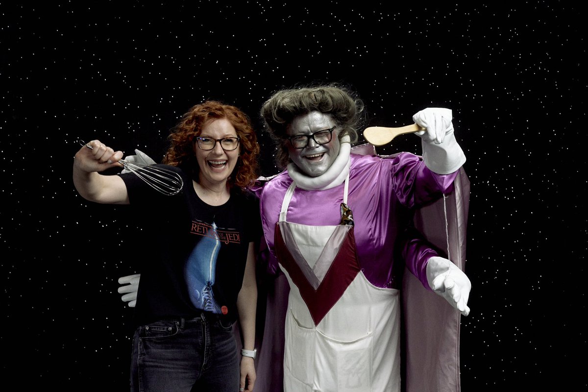 ChefGormaanda's tweet photo. Thank you @kristinbaver for letting me join you in the Photo Booth. It all began in Orlando 2017 thanks to your excellent writing. Next stop Japan.
•
#starwars #swce #starwarsCelebrationLIVE #chefgormaanda ##starwarsholidayspecial
•
Photo Credit @toyastronauts (Wes Ellis) https://t.co/kK55uDnxTo
