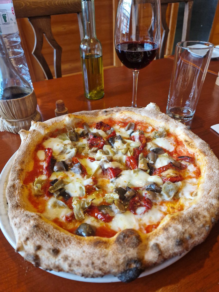 Mick Wallace on Twitter "Just had an amazing Pizza in Wallace_Asti