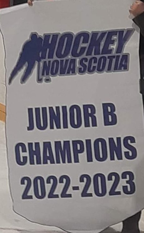 AntigonishJrB's tweet photo. Hard work and dedication comes down to this. It's a great day to be a dog! Thanks to the parents, fans and sponsors who made our season one to remember. ❤️❤️ https://t.co/JgcjI80vi7