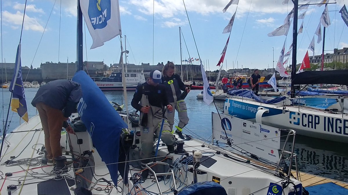 baiedemorlaix tweet picture