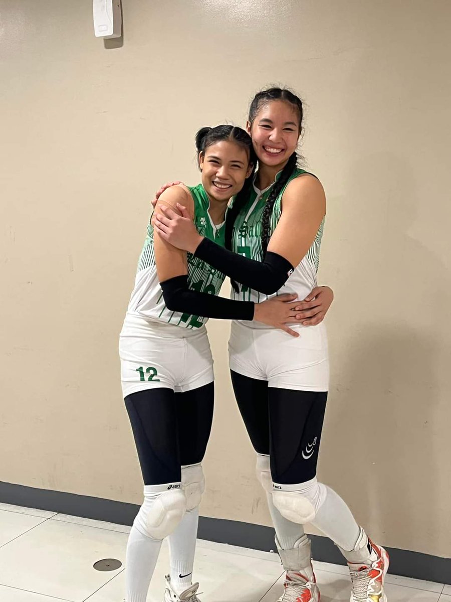 AnimoLozol's tweet photo. Lady Spikers' future is secured. 🔒 https://t.co/wQoHgqMeZS