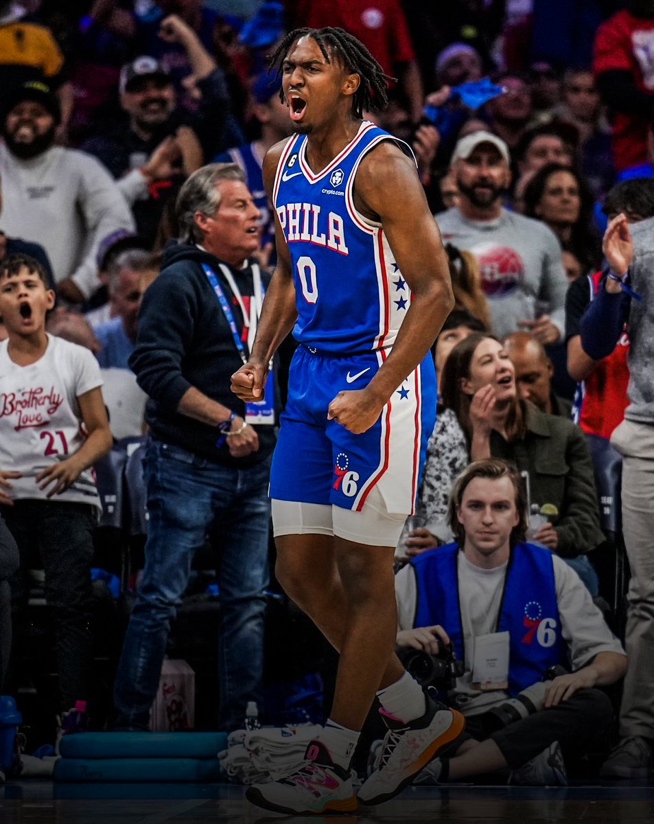MaxeyDelphia's tweet photo. Estadísticas de Maxey en la primera ronda de los Playoffs contra Nets: 

Game 1: 

13 pts | 6 reb | 3 ast 

Game 2:

33 pts | 3 reb | 0 ast 

Game 3:

25 pts | 3 reb | 3 ast 

Game 4:

16 pts | 8 reb | 1 ast https://t.co/tFG4Tt6jXR