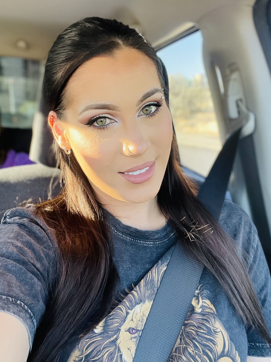 Live on kick come through and have a chat kick.com/AmbzyAU