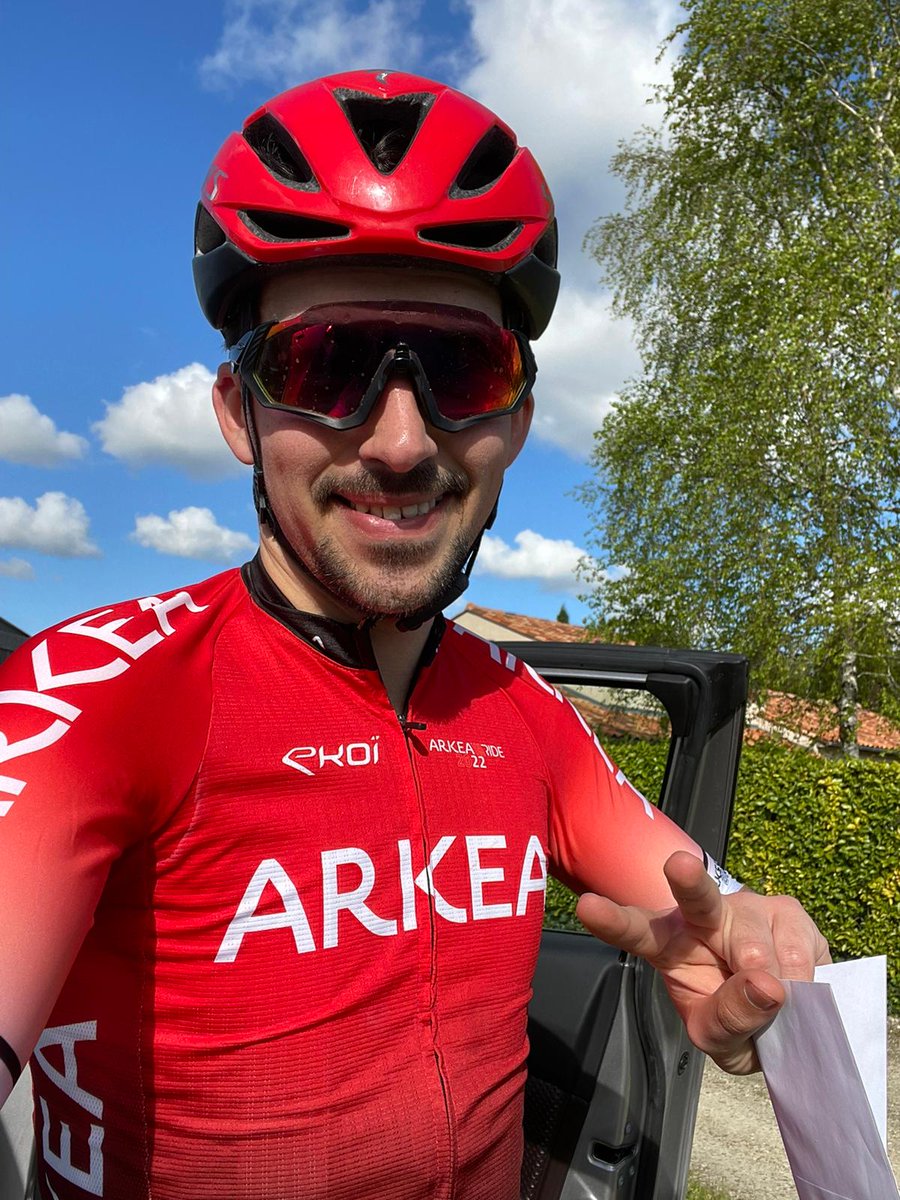 ClubTeamArkea's tweet photo. @RouleauSeb participait au  «prix de la pallue» à Gensac-la-Pallue en Charente (course FFC). Support du championnat départemental, la victoire se joue au sprint Très actif pdt la course, Seb n'est pas récompensé de ses efforts et termine dans le peloton
Bravo Seb💪 @WeAreArkea https://t.co/IQmk3dgtB3