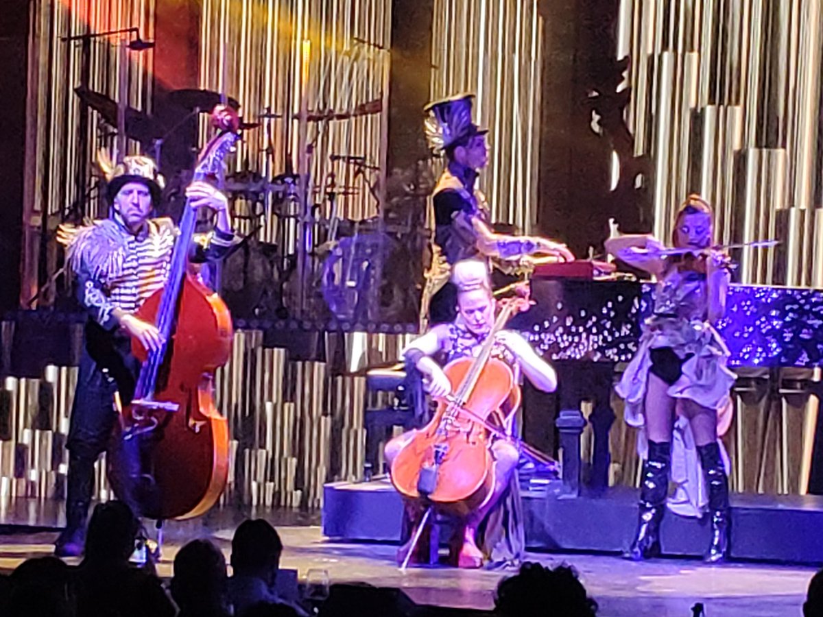 manufcaceres's tweet photo. ¿Podrías vivir sin música? https://t.co/dpOKD08Z7Q