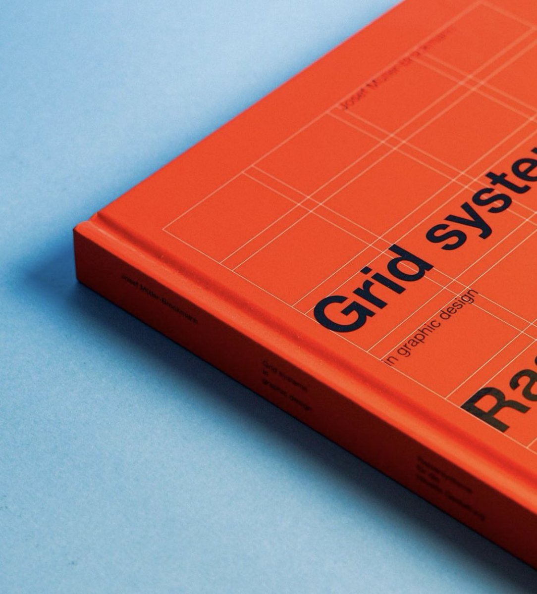 Counterprint's tweet image. ‘Grid Systems’ is suitable for those who work with automated text and image design. It shows examples of working correctly on a conceptual level. Exact directions for using all of the grid systems presented (8 to 32 grid fields) are given to the user. counter-print.co.uk/products/grid-…