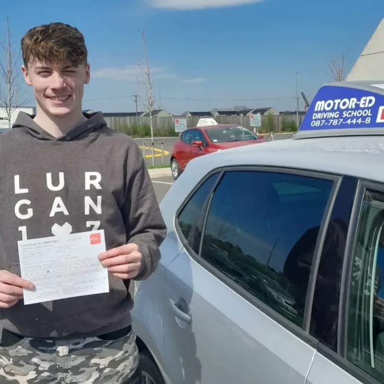 MotorED's tweet photo. And finally......
Congrats to Colin, CJ, Laurna, Lorena and the camera shy lady.

#MotorEd Leading Provider of Driver Training in the North East 
#louthchat
#drivingtestdundalk

https://t.co/imwHGPX7Rq https://t.co/CCaw2Mbuaz