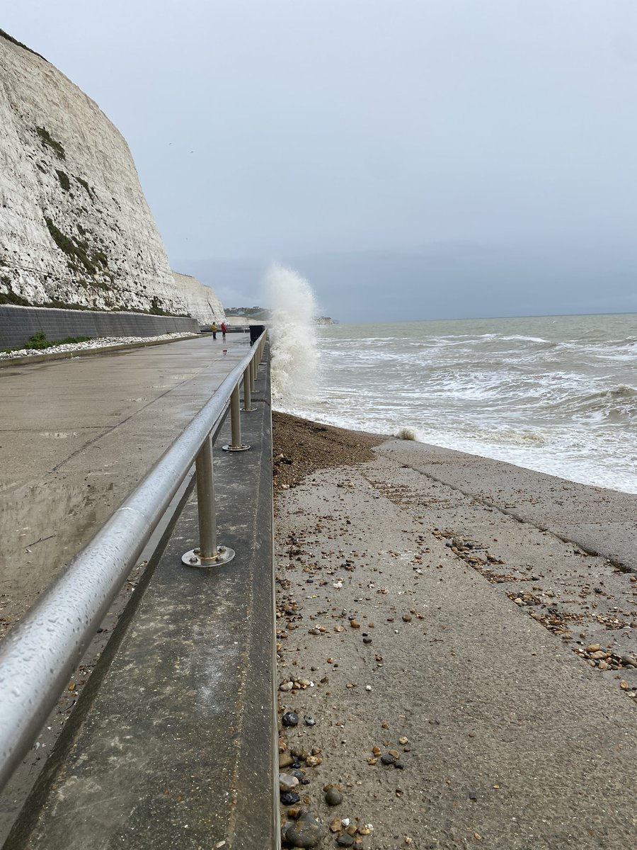 preceptormel's tweet photo. Little 5k inspired by the elite London marathon finishers #Undercliff #Saltdean https://t.co/6KrD4dItaU