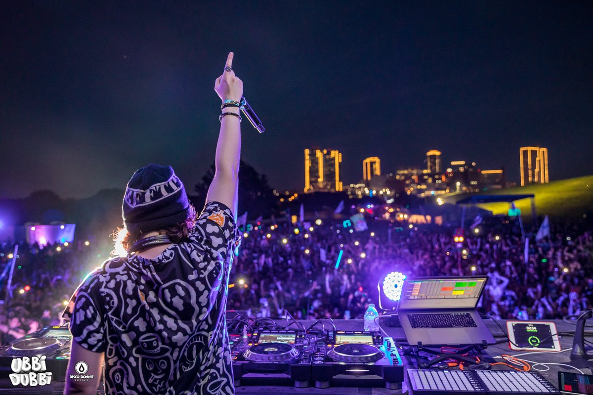Day two let's gooo‼️ Who are you most excited to hear today at the Ubbi Dubbi Festival?? Drop it in the comments!