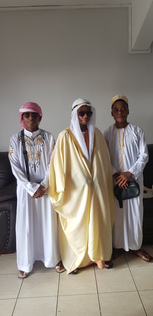 MoegneA's tweet photo. Eid almoubarak à toutes et à tous https://t.co/oUFTGldf69