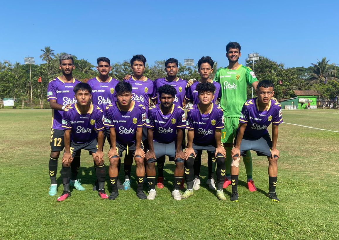 HydFCOfficial's tweet photo. 🤩 The first win of our #Hero2ndDiv campaign!
An own goal and a well taken Aron Vanlalrinchhana goal gives the boys a 2️⃣-0️⃣ win 🆚️ FC Goa (R) at the Nagoa Panchayat Ground in Goa. 💪
#HFCB #WeAreHFC #మనహైదరాబాద్ #HyderabadFC 💛🖤 https://t.co/MFflyGatMO