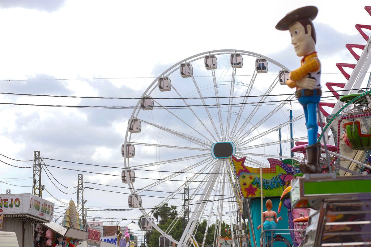 🎢 Mañana lunes es el primer día sin ruido en la #FeriaSevilla23, en respuesta a una petición de <a href="/AspergerSevilla/">Asperger - TEA Sevilla</a>.

🤫 El hilo musical de la Calle del Infierno estará a bajo volumen para minimizar el ruido de las atracciones: mtr.cool/csiaievdio

🕑 De 14:00 a 18:00 horas.