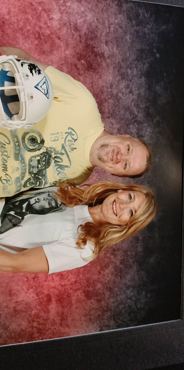 LeeForsyth1's tweet photo. @ali0404paton had the pleasure of meeting you today at Stoke Con Trent ......Thank you for being you and for being so lovely ....was nice talking to you about Scotland as well https://t.co/av8saxOlCK