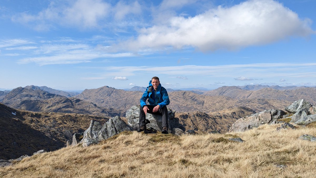 aleeve1's tweet photo. Superlative views in the #roughbounds with a circuit of Loch Cuaich, but boy do you earn them. Garbh Chioch Mhòr in particular must translate as Hill of the Thousand False Summits 😅 #knoydart #highlands #munrobagging https://t.co/0VhUCsqtDN