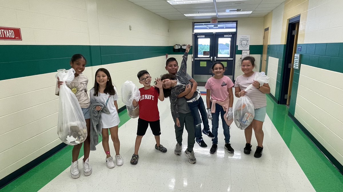 mrstrevinoLL's tweet photo. Happy Earth Day! Our Lieck student council participated by pick up trash around the school grounds. @NISDLieck https://t.co/AshZ2hbQXv