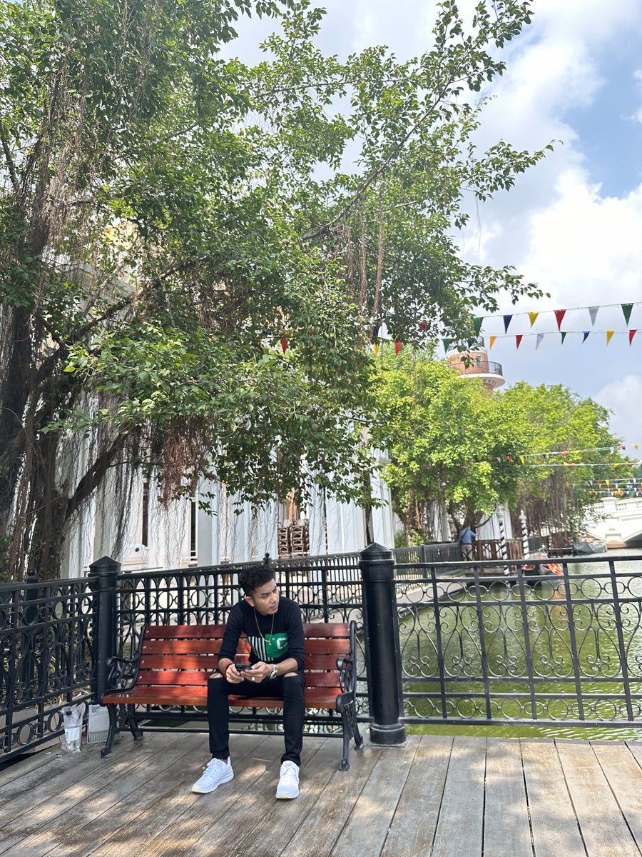 ជុសឈាមមើលអេដស៍ ស្វាយ ប្រម៉េះ ហ្វ្រី ។ មានលក់ស្រោម ថ្នាំស្វាយ ថ្នាំប្រម៉េះ ផ្ញើតាមខេត្ត ក៏ បាន ទាក់ទង តាមតេលេក្រាម 077810535