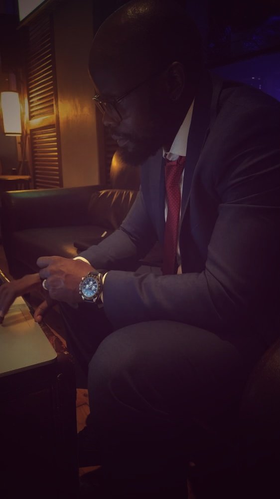 Ksalpha's tweet photo. Instead of baby showers, why not have business showers? When a friend starts a new business, we can all come together with resources to support and help them grow. #KSAlpha #ZiVUGA #motivation https://t.co/Q44w28YYXZ