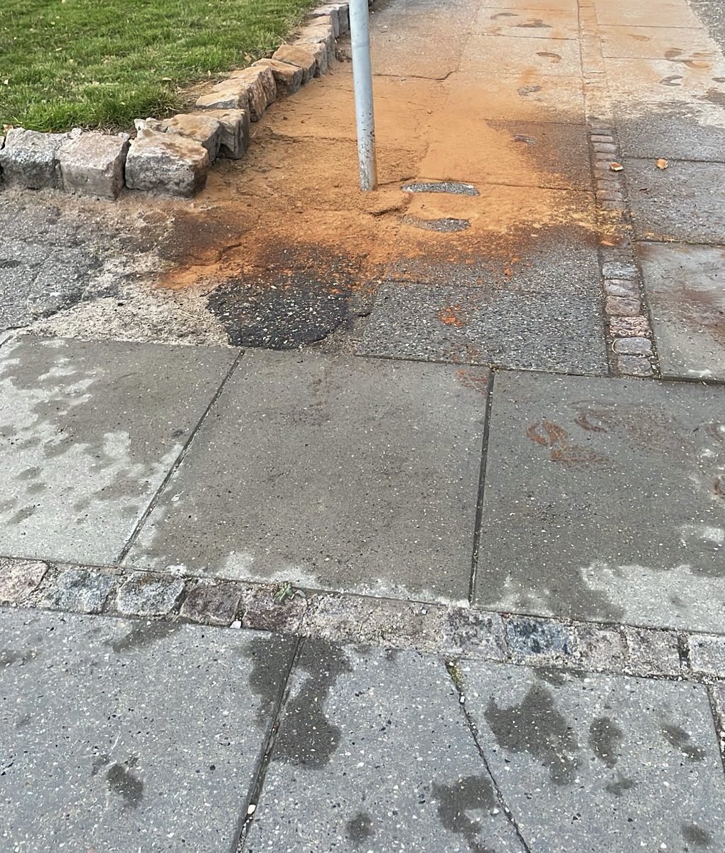 MadsHolm's tweet photo. Alle gader i Aarhus er sådan: https://t.co/Y4fFM3Y40Y