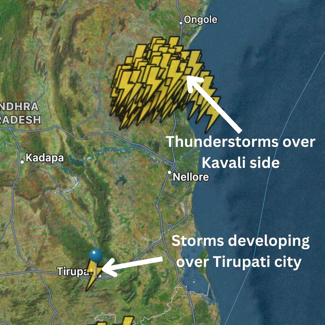 APWeatherman96's tweet photo. Heavy Thunderstorms over Kavali side is directly moving down towards north parts of #Nellore district mainly Atmakur - Vinjamur side. Also one more Thunderstorm forming right over Tirumala hills is causing Heavy rains and lightning strikes over West parts of #Tirupati city for the last 20-30 minutes and it will soon spread into areas like Tiruchanoor, Renigunta and remaining parts of the city. Lightnings are very powerful.