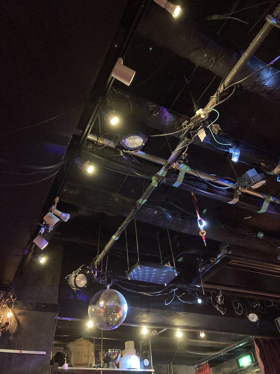 makosze's tweet photo. 昨日のGYOEN ROSSO 198「Bloom Party VOL.4 昼の部」その2
SNSにバンバン投稿して良いと司会者さんから事前にアナウンスをされたので上げまくるw
・タップダンスを披露する「瀧下璃音」ちゃん
#新宿 #新宿御苑 #GYOENROSSO #BloomParty https://t.co/gFE2Ol8PhF