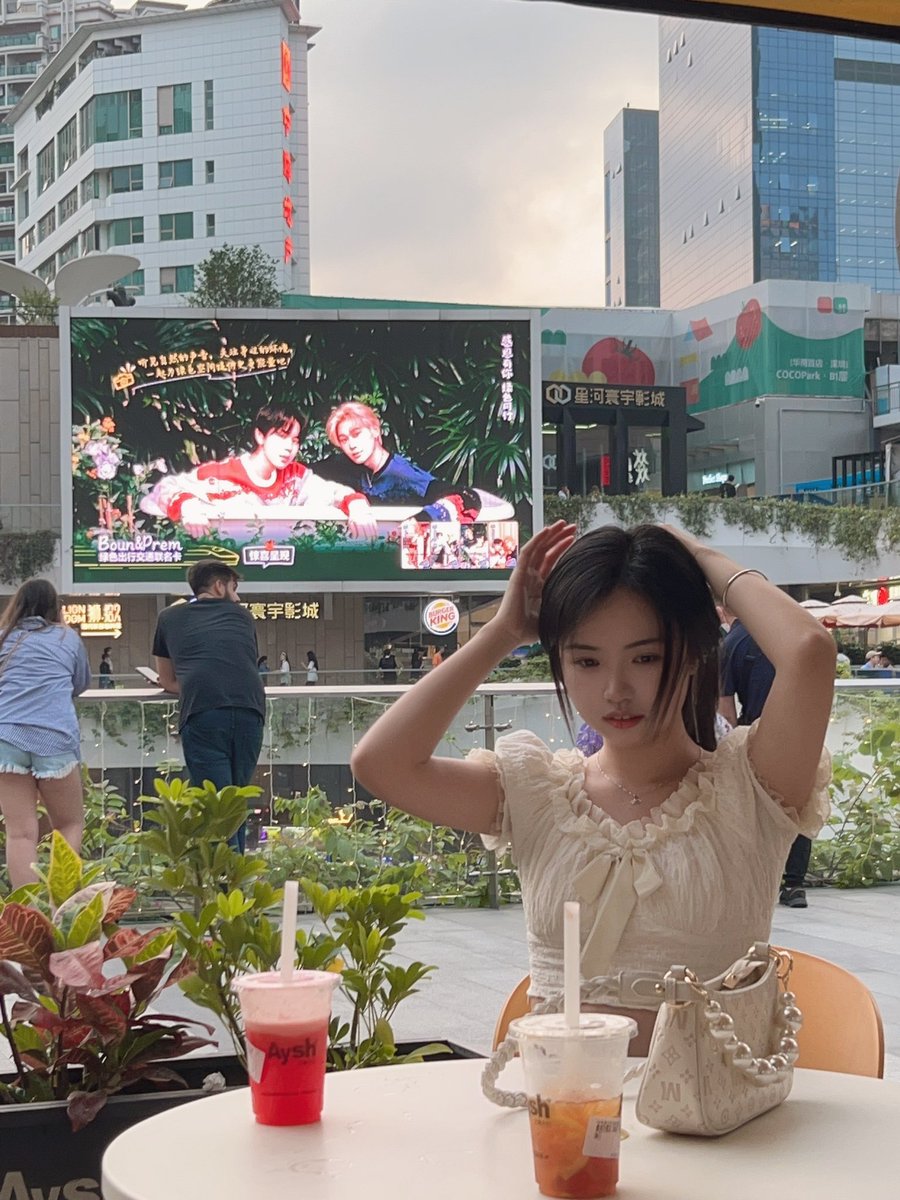 YING❤️🔥 (@iambbying) on Twitter photo 🥦打卡大屏
bounprem绿色同行联名交通卡
บรอกโคลีจะสนับสนุนคุณเสมอ❤️
坐标 :深圳
<a href="/bb0un/">นายท่าน Ramil แวมไพร์บ๊องๆแห่งป่ากรีมัวร์</a> <a href="/Prem_space/">ซาลาเปา</a> <a href="/BounPrem_TH_OFC/">บปทลอฟช Ft. ด็อบบี้ท่านรามิล & พี่เลี้ยงน้องปัณณ์</a> 🥦打卡大屏
bounprem绿色同行联名交通卡
บรอกโคลีจะสนับสนุนคุณเสมอ❤️
坐标 :深圳
<a href="/bb0un/">นายท่าน Ramil แวมไพร์บ๊องๆแห่งป่ากรีมัวร์</a> <a href="/Prem_space/">ซาลาเปา</a> <a href="/BounPrem_TH_OFC/">บปทลอฟช Ft. ด็อบบี้ท่านรามิล & พี่เลี้ยงน้องปัณณ์</a>