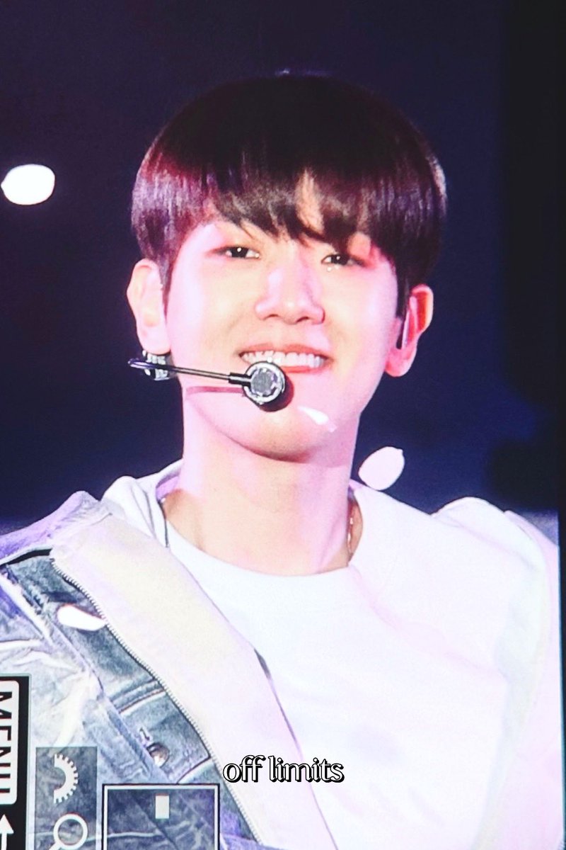 offlimits_bbh's tweet photo. 230423 🍬🍬
                    
#엑소 #EXO
#백현 #BAEKHYUN
🤍 @B_hundred_Hyun https://t.co/3S00g0uNN0