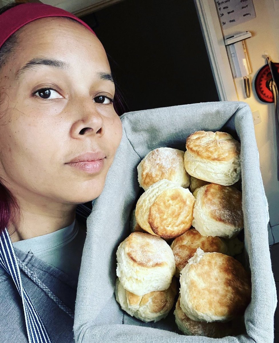 Rhiannon Giddens tweet media