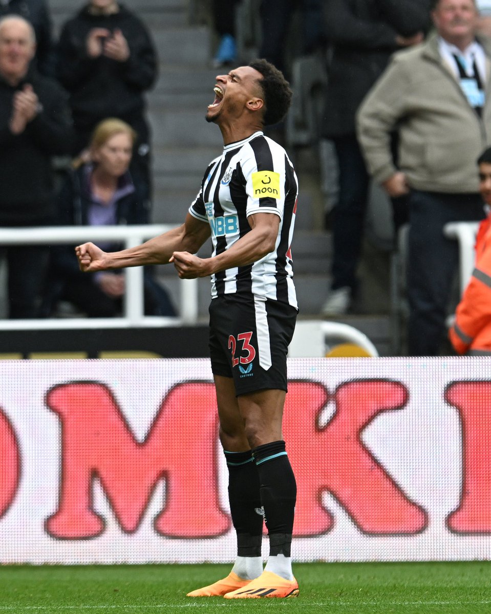 2’ : Newcastle 1-0 Tottenham
6’ : Newcastle 2-0 Tottenham
9’ : Newcastle 3-0 Tottenham
19’ : Newcastle 4-0 Tottenham
21’ : Newcastle 5-0 Tottenham

Il se passe QUOI ??????