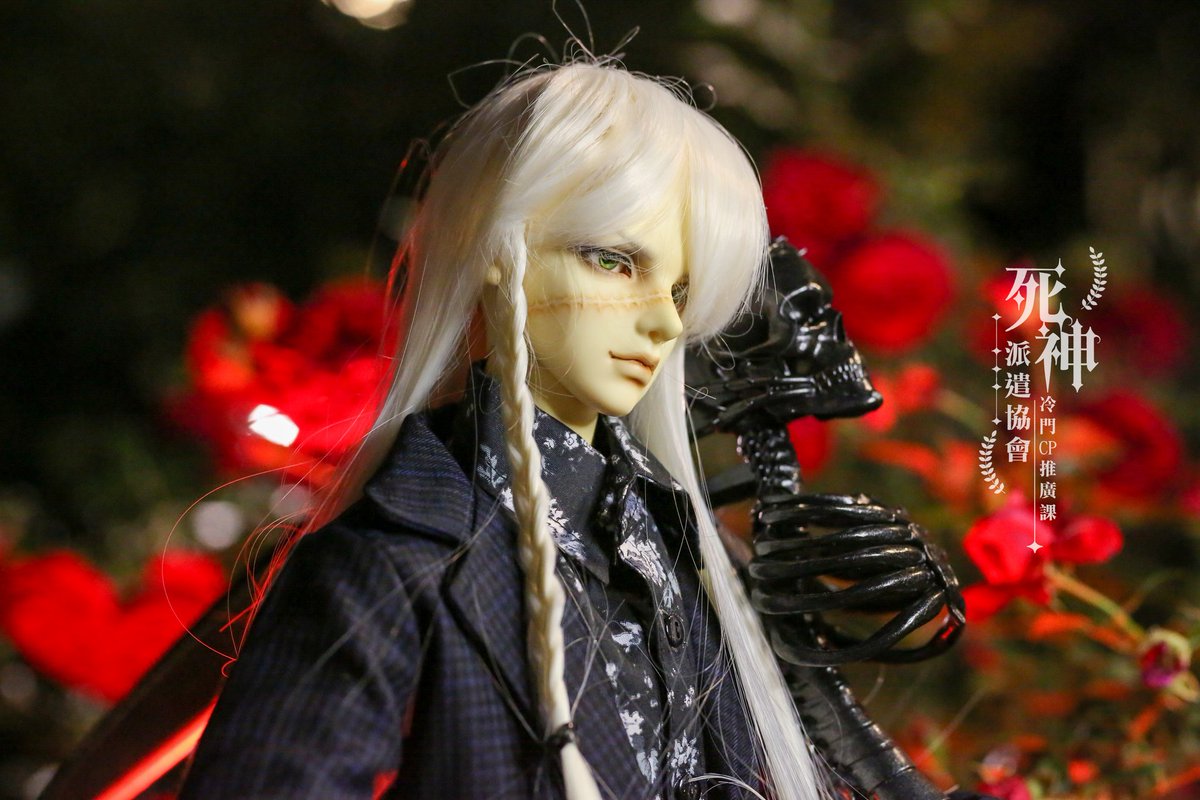 seiko0221's tweet photo. BJD's Undertaker
私服設定
攝影：@seiko0221

#4月23日は死神派遣協会の日 https://t.co/fsbR9lSx6t