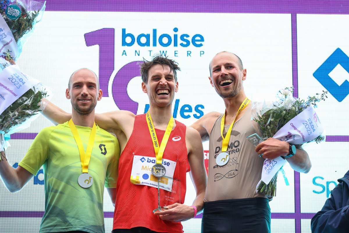 De winnaars van de #BaloiseAntwerp10Miles:
♂️ MANNEN
1. Michael Somers (47:50)
2. Vincent Bierinckx (48:22)
3. PJ Hannes (48:57)
♀️ VROUWEN
1. Hanna Vandenbussche (56:11)
2. Hanne De Vet (58:07)
3. Imana Truyers (59:42)
Alle resultaten op baloiseantwerp10miles.be