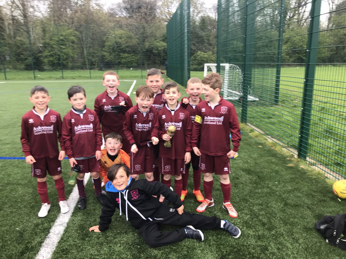 tynecastle2014s's tweet photo. Some tough matches this morning but proud of how the lads continuously played in the right manner. Thanks to Edina Hibs for hosting and @ECYouthFC for coming to Saughton. Well done to our Players of The Match Jude &amp; Joshua the two lefties were in top form today💪🏻🇱🇻 #CmonTheTynie https://t.co/buW6VRRjyi
